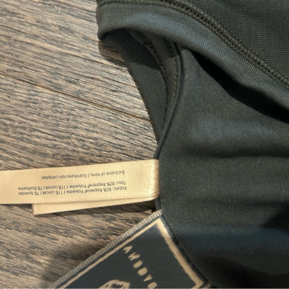 NWT Indygena Size XS Baya II Long Sleeve Tee - Picture 4 of 4